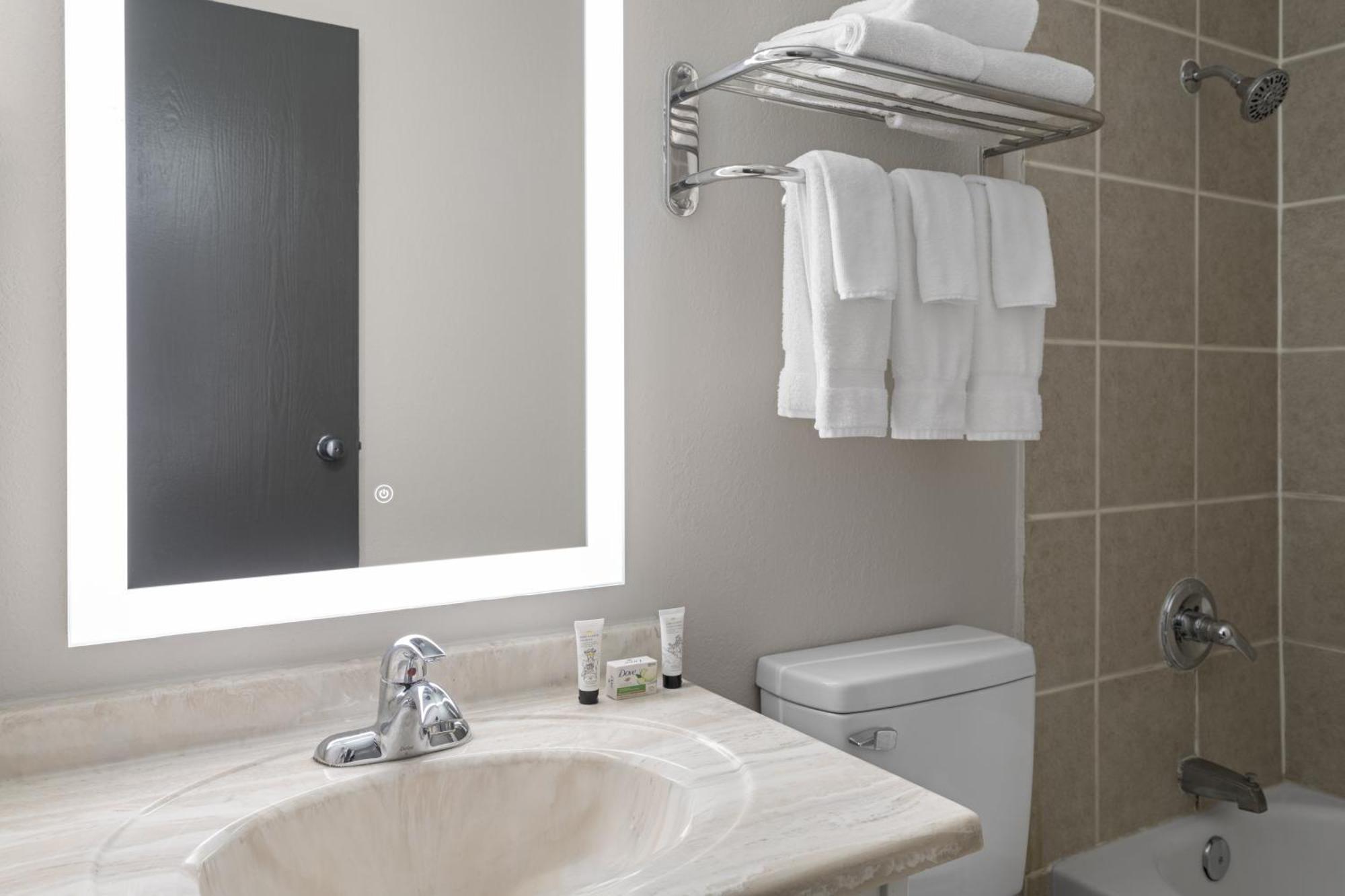 Baymont Inn & Suites By Wyndham Liberty Zewnętrze zdjęcie