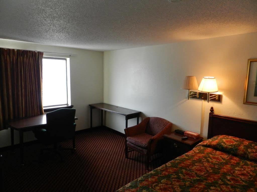 Baymont Inn & Suites By Wyndham Liberty Zewnętrze zdjęcie